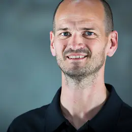 Portrait picture of Lutz Graumann