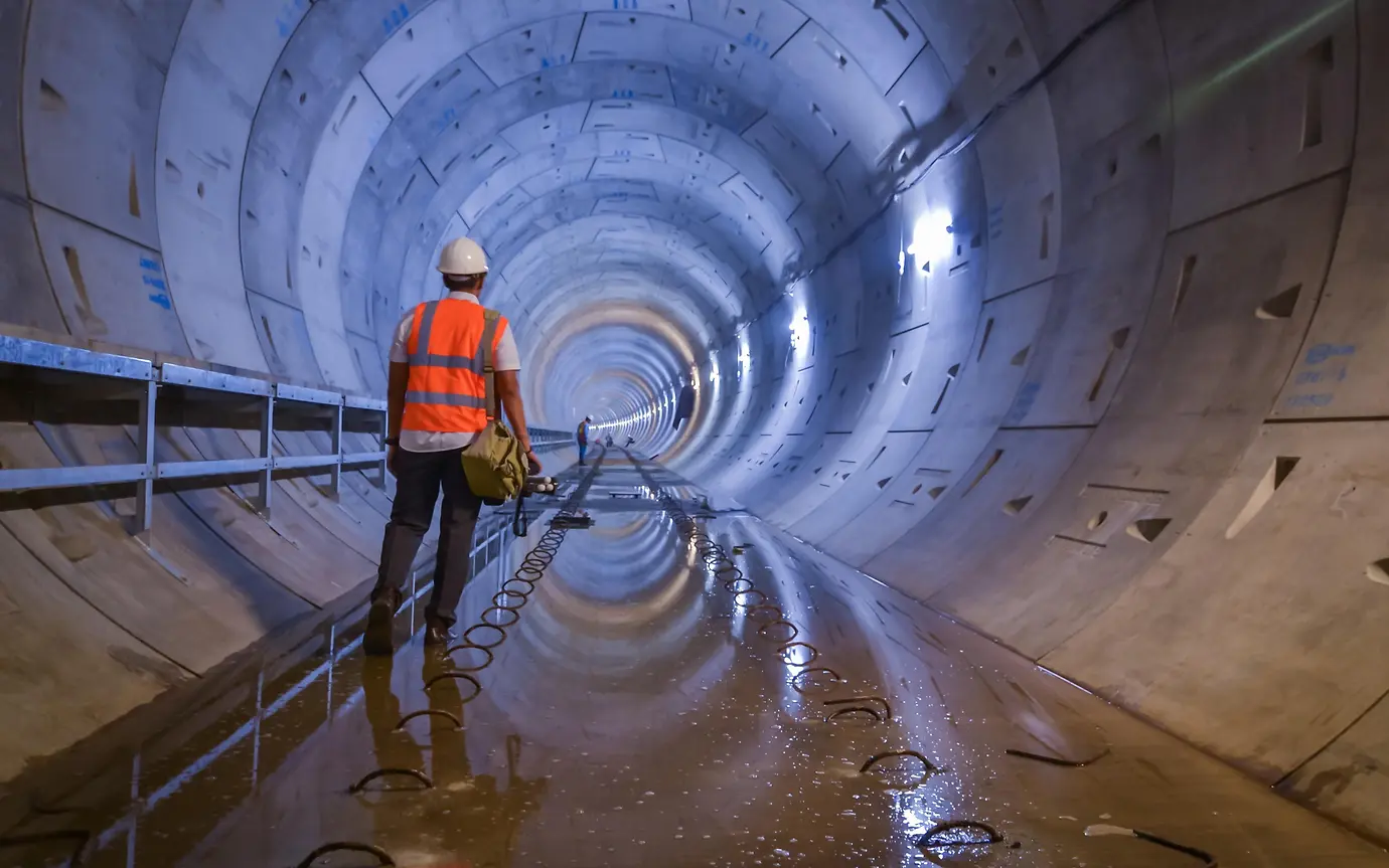 Tunnel