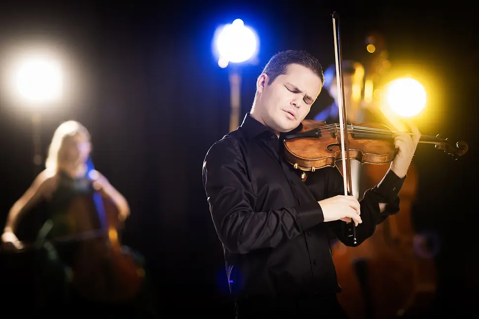 LGT Young Soloist Artistic Director Alexander Gilman