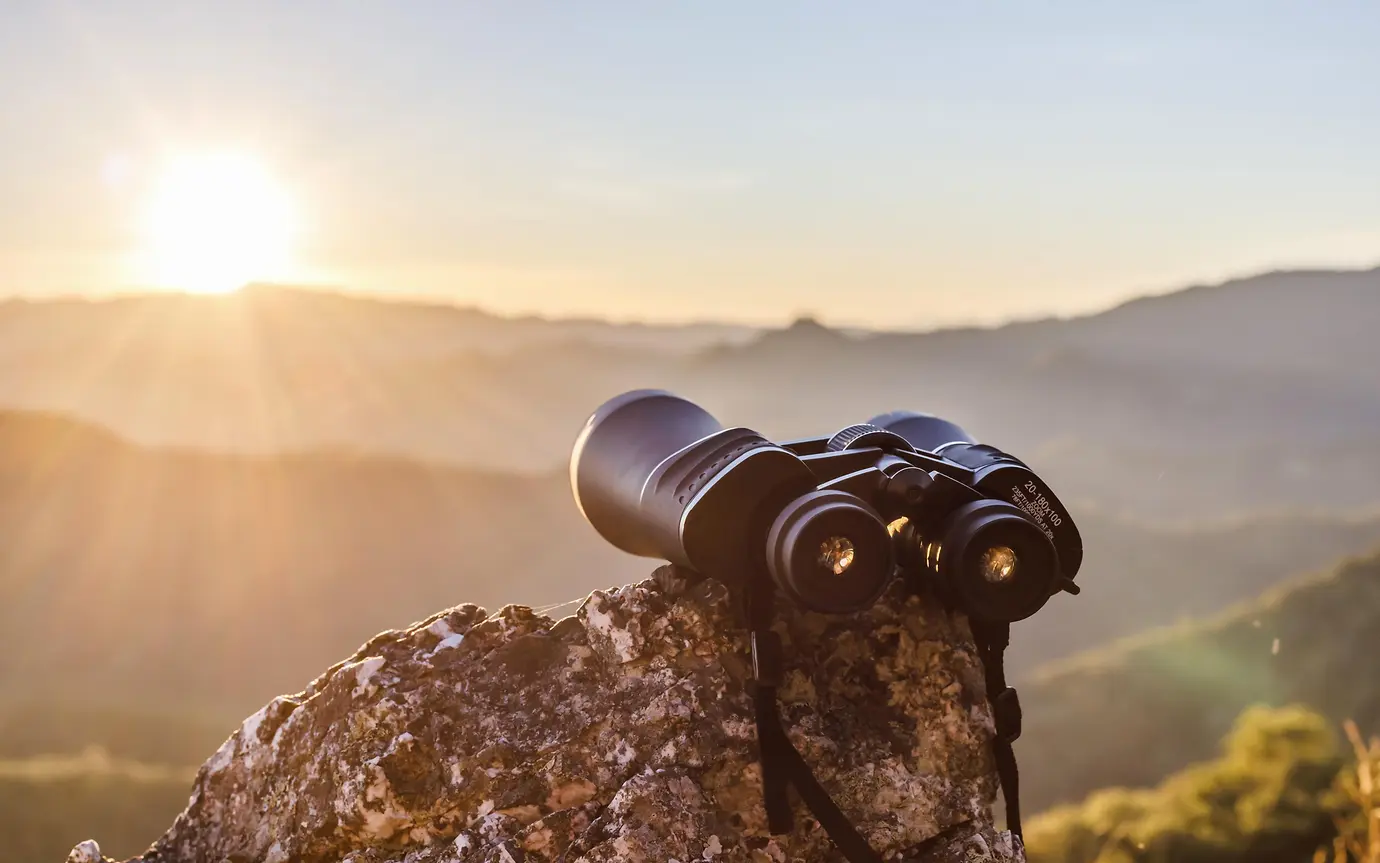 Binoculars 